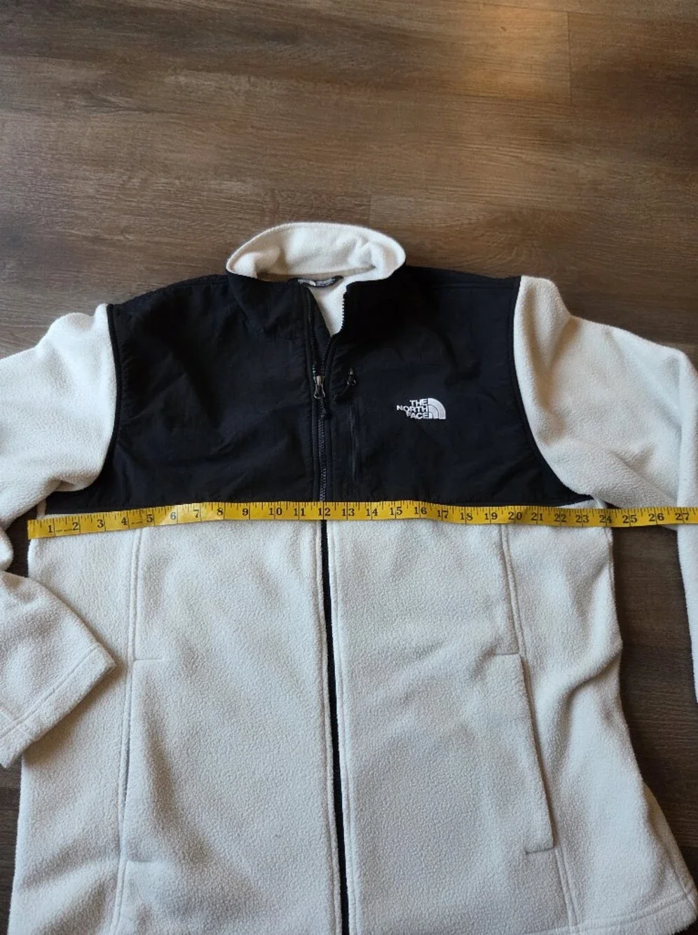 The North Face Mens Denali Black and White Fleece Jacket size Large